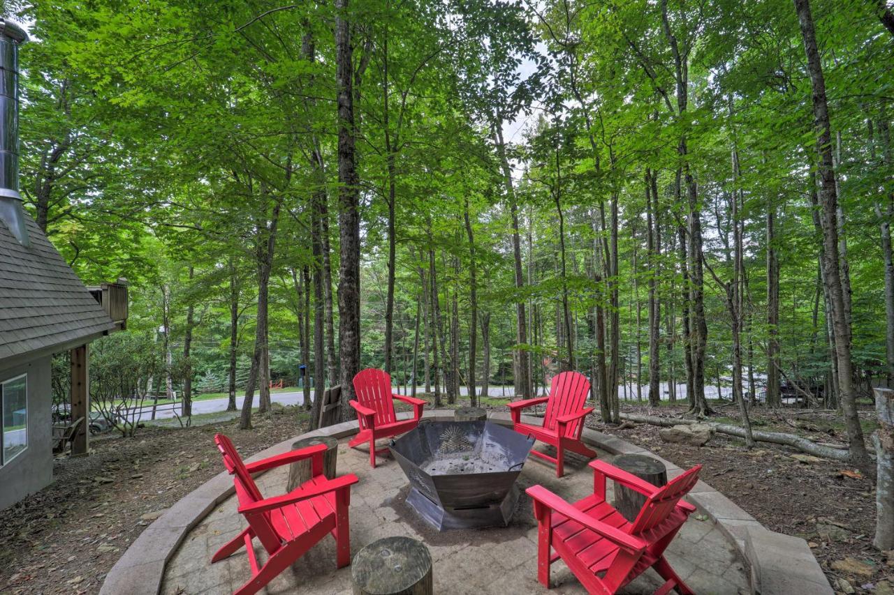 A-Frame Cabin With Hot Tub 1 Mi To Beech Mountain! 外观 照片
