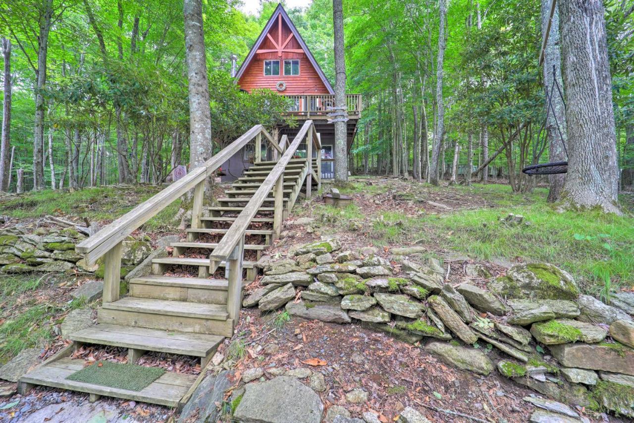 A-Frame Cabin With Hot Tub 1 Mi To Beech Mountain! 外观 照片