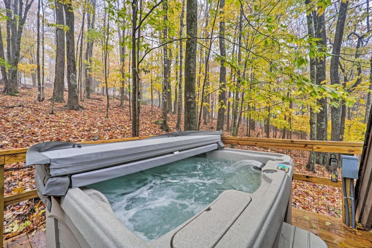 A-Frame Cabin With Hot Tub 1 Mi To Beech Mountain! 外观 照片