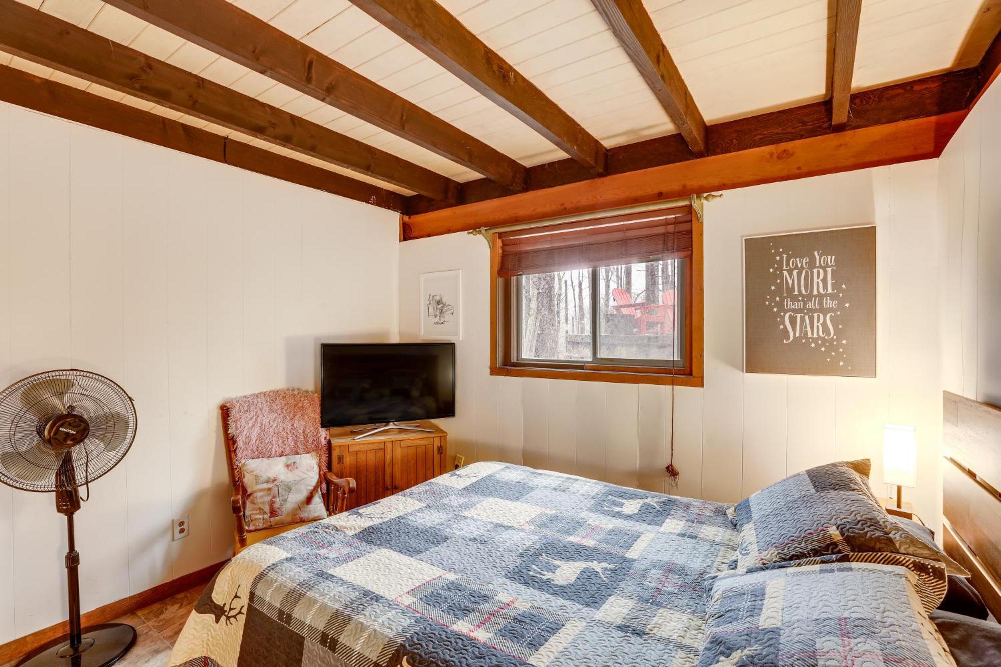 A-Frame Cabin With Hot Tub 1 Mi To Beech Mountain! 外观 照片