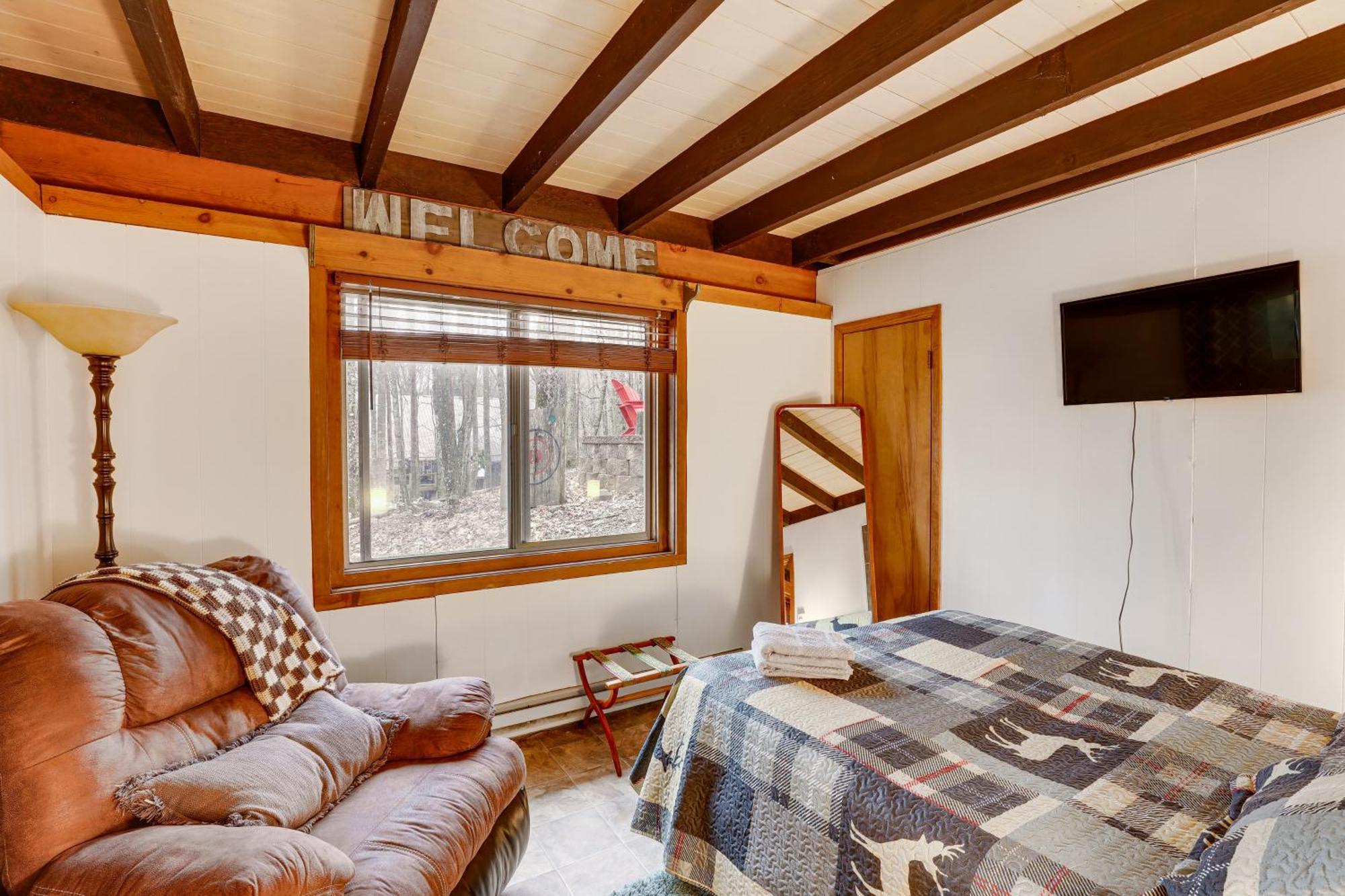 A-Frame Cabin With Hot Tub 1 Mi To Beech Mountain! 外观 照片