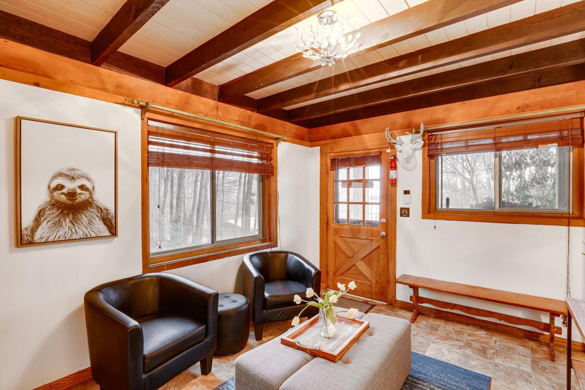 A-Frame Cabin With Hot Tub 1 Mi To Beech Mountain! 外观 照片